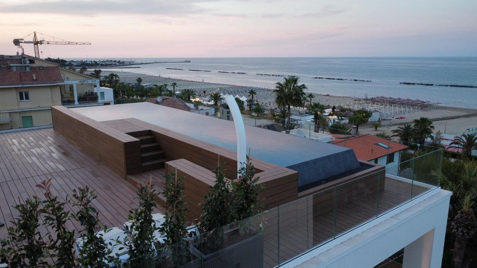 Hotel Relax Family & Spa San Benedetto del Tronto Exterior foto