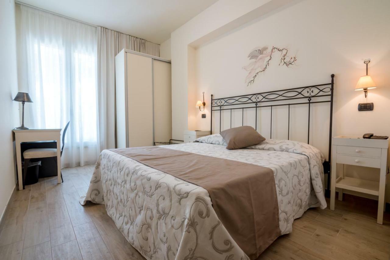 Hotel Relax Family & Spa San Benedetto del Tronto Exterior foto